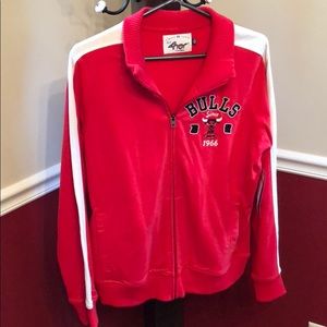 NWT Chicago Bulls zip up sweatshirt